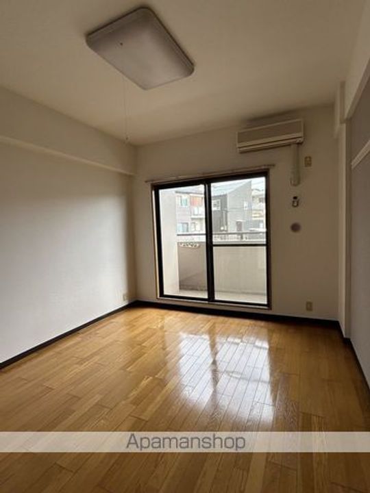 ヴィラ森林公園305の内装