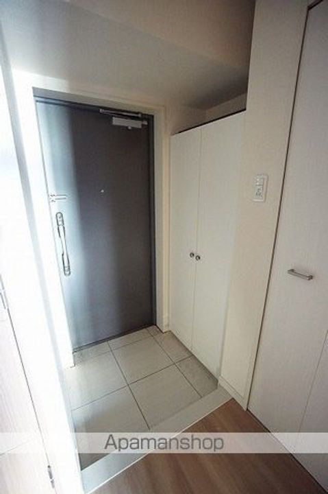 AVENUE静岡茶町の玄関