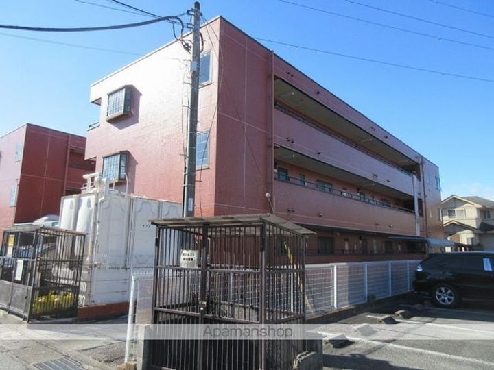 ステータスヒル甲府六番館302の外観