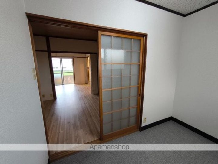 ハイツ上畑1-Bの内装