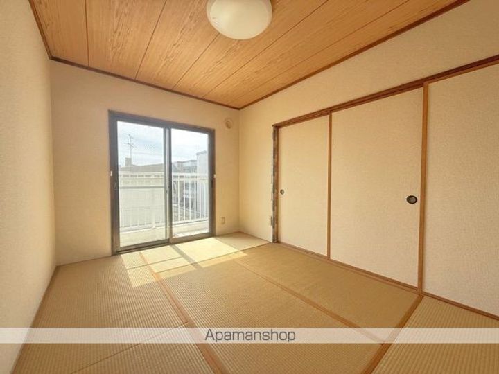 TS86フロムファーストの内装