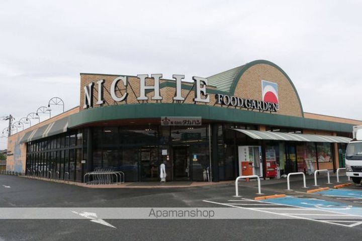 ラ・ヴィーニュ瀬戸の周辺