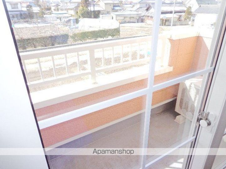 長野県松本市大字里山辺の賃貸アパートの内装