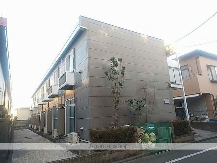 レオパレスレクリチュール立川の外観