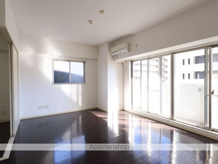 GRAN DUKE千代田の内装