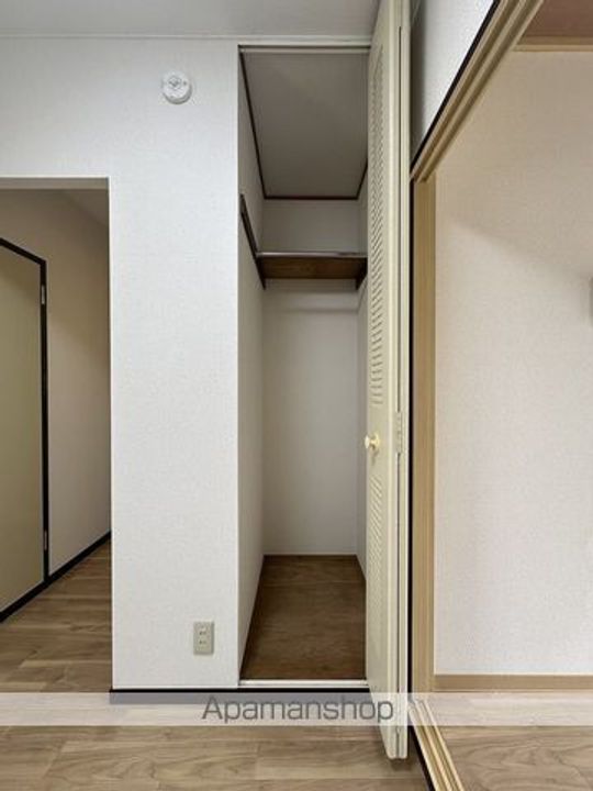 コーポ伊藤NO.1111の内装