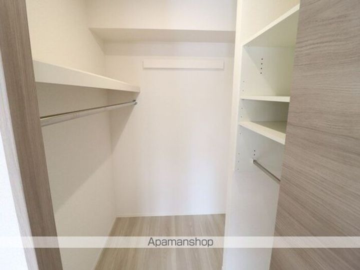 プア メリアのその他画像