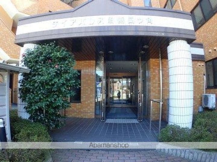 ダイアパレス沼垂四ツ角の外観