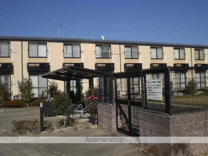 レオパレステラス花みずきの外観