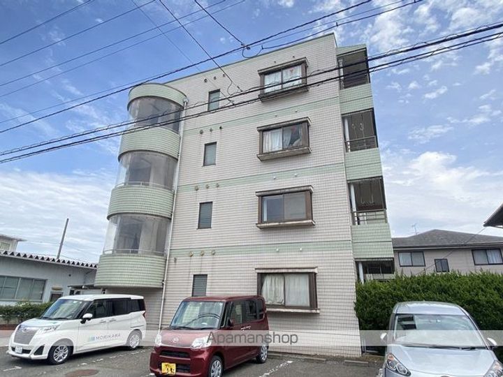 福井県福井市南四ツ居1丁目の賃貸マンション201の外観