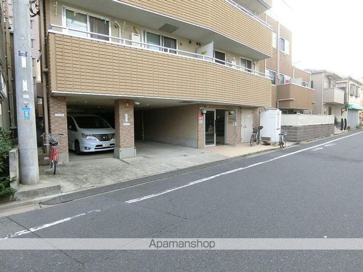 カーサ・デ・立花 A棟の外観