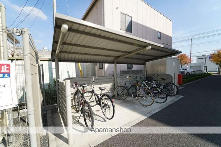 イセ ソラージュⅡの外観