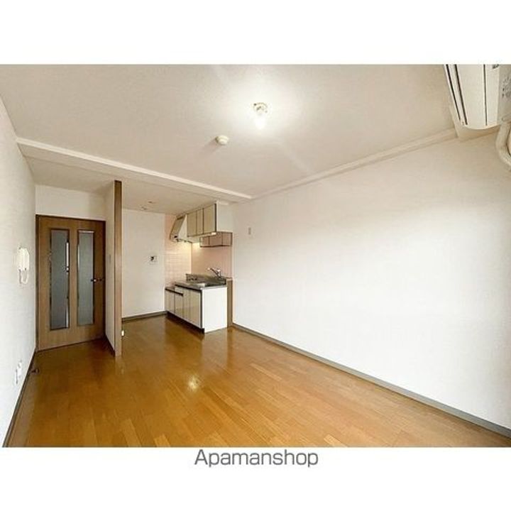 シャルネ95の居間