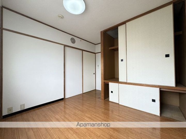 テレパレス函館吉川の内装