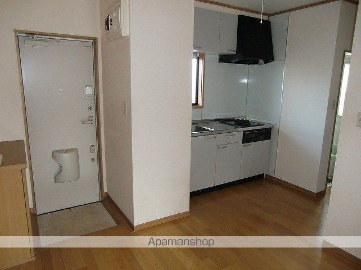 メルヴェーユカナヤマCの玄関