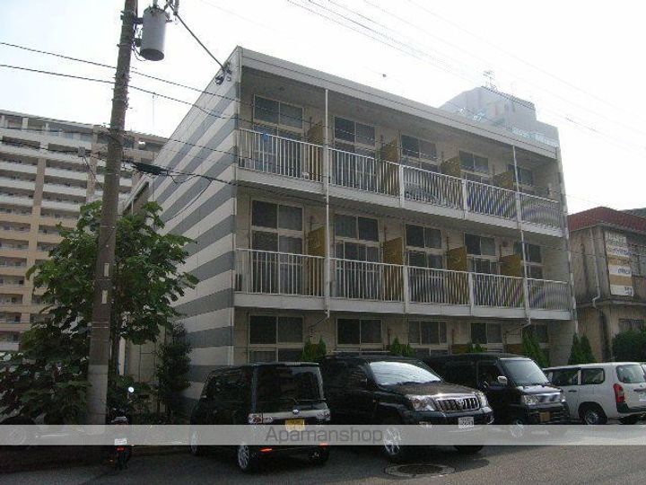 レオパレスPORT TOWNの外観