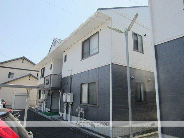 ディアスあらいA棟の外観