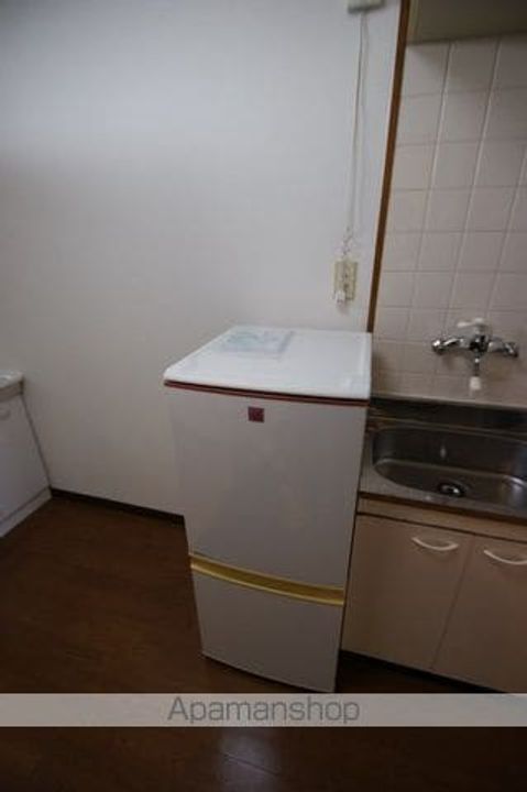 市ハイツの内装