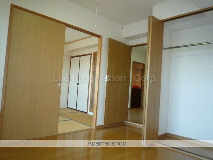 十一屋DOAの内装