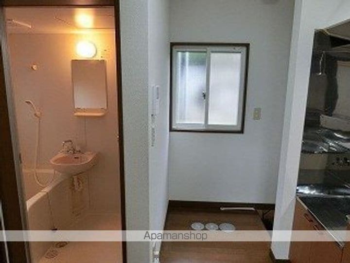 岩手県盛岡市西青山3丁目の賃貸アパートの内装