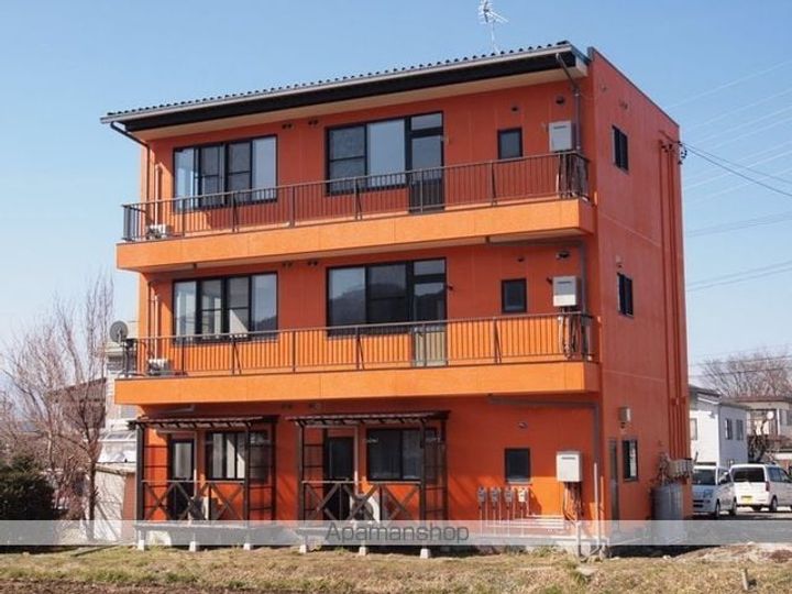 レッドウィングマンション301の外観