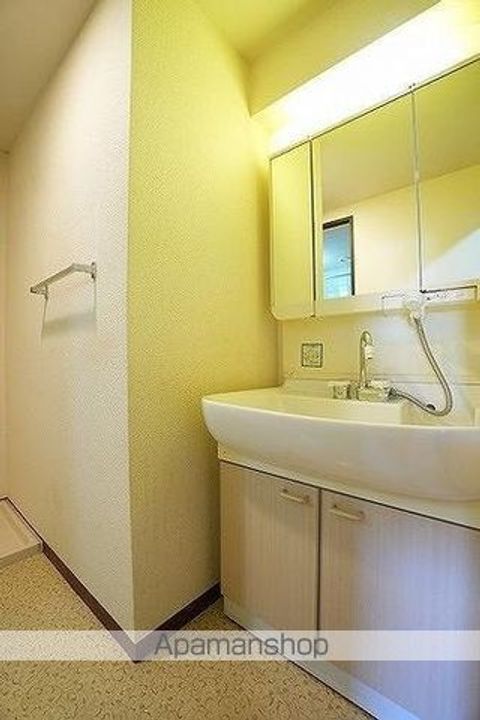 プレステップ・エーキューブ603の内装