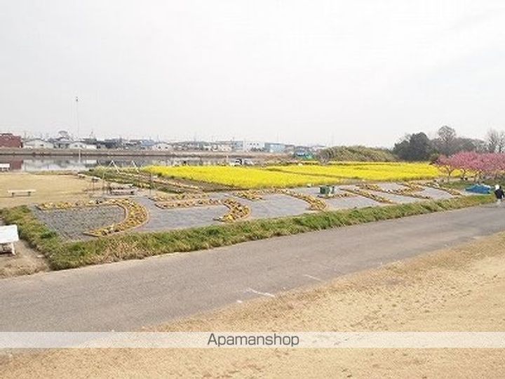 レオパレス三郷中央 清の周辺