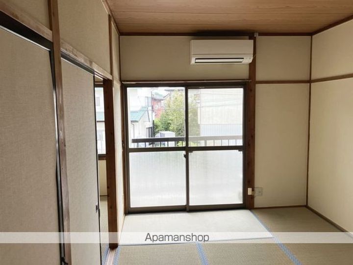 大和コーポ西棟の居間