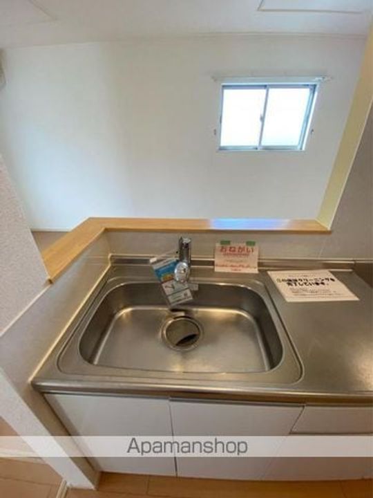 香川県高松市小村町の賃貸アパートの内装