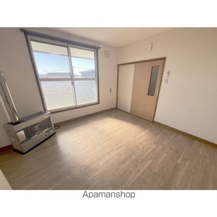 コーポ加納201の居間