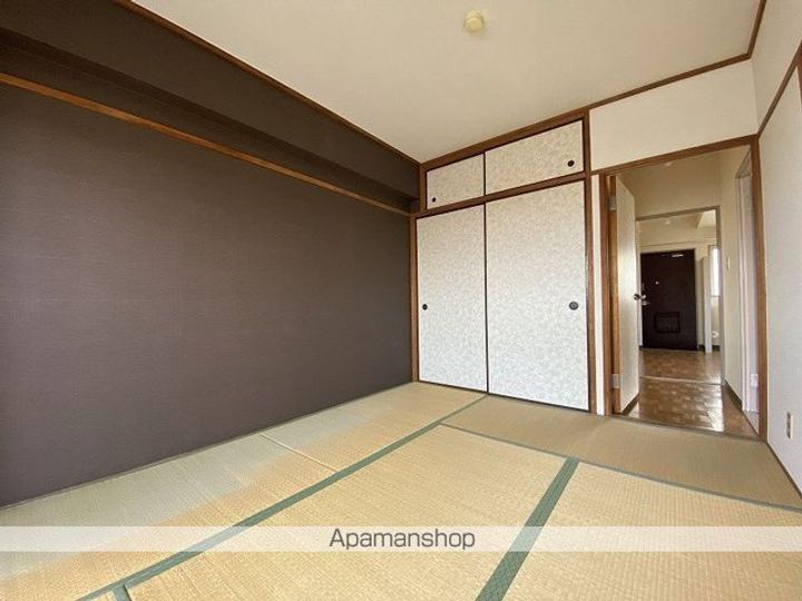 東京都羽村市緑ヶ丘1丁目の賃貸マンションの内装