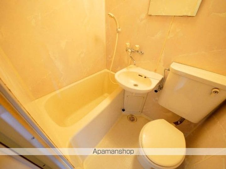 プレスイン駒場の風呂