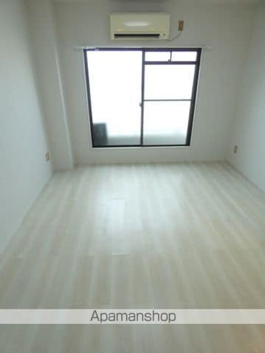 リベラル大宮102の内装