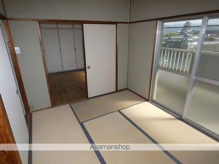 ゴールデンハイツふきあげの居間