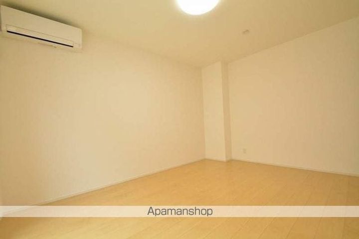 クレアフォーチュン連坊駅前の内装