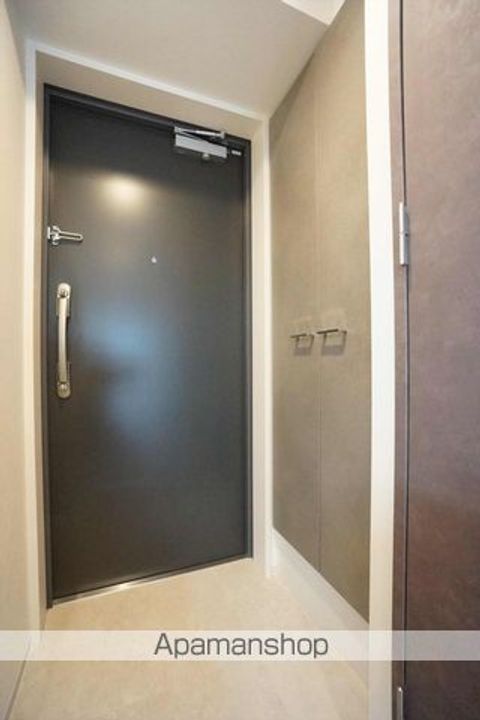 愛知県名古屋市西区新道2丁目(マンション)の賃貸物件の玄関