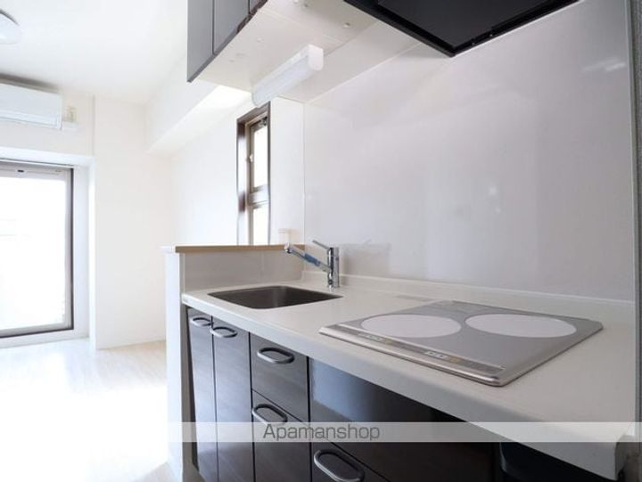 愛知県名古屋市千種区今池5丁目の賃貸マンションのキッチン