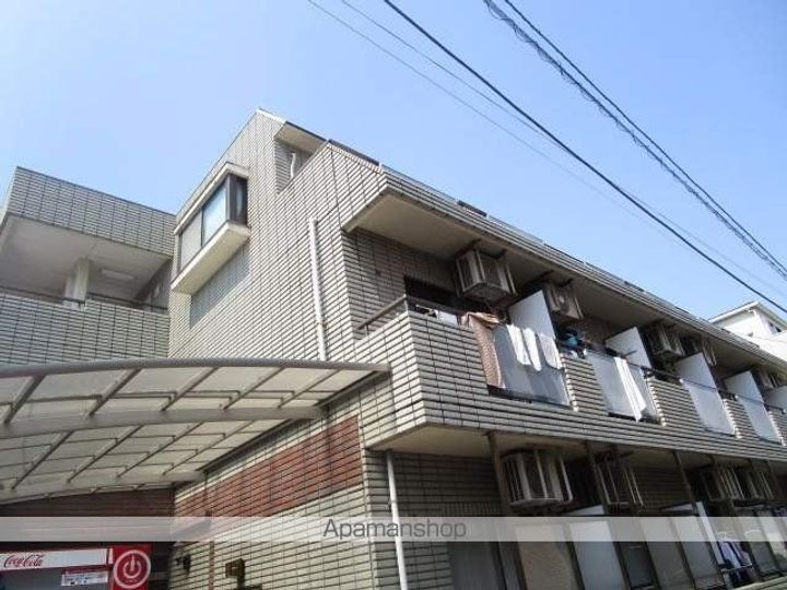 東京都杉並区堀ノ内2丁目の賃貸マンションの外観