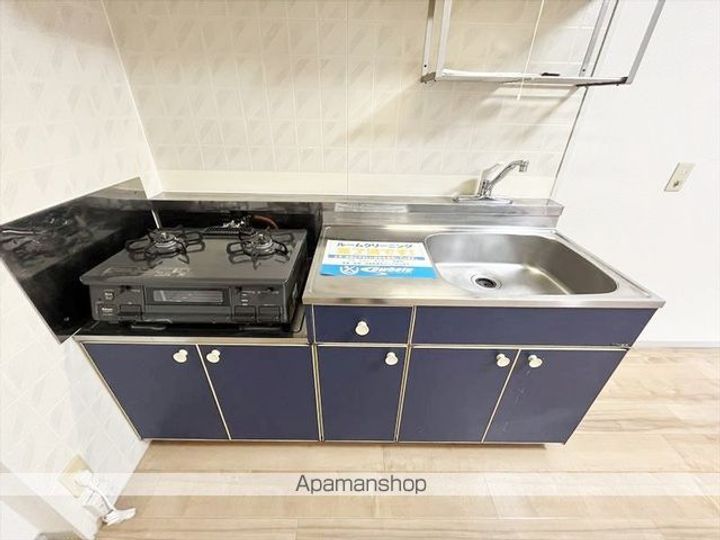 プレジール西大島のキッチン