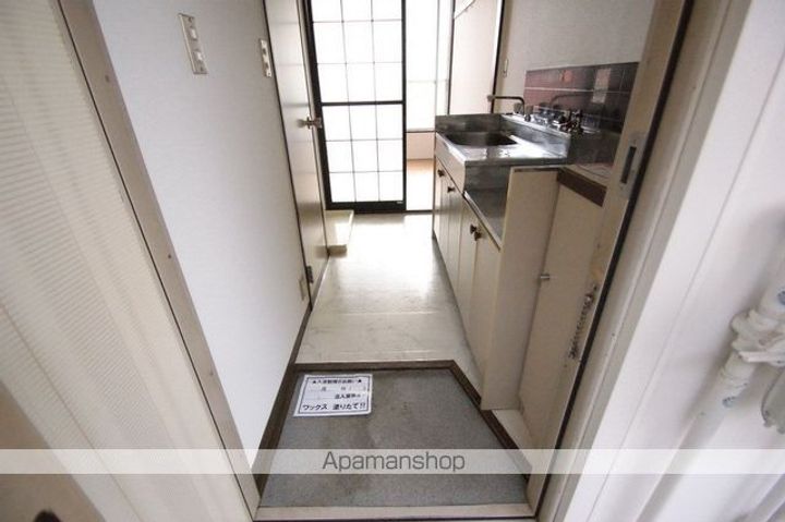 宮山ハイツの玄関