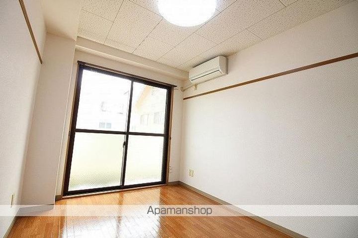 メゾン・ド・アニヴェルセル105の内装