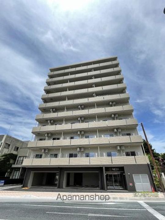 クラウドクレスト栄町の外観