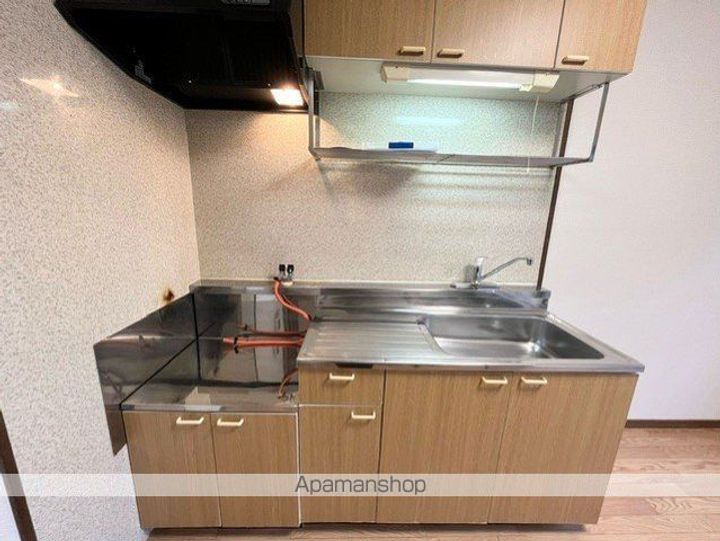 滋賀県高島市城山台1丁目の賃貸アパートのキッチン