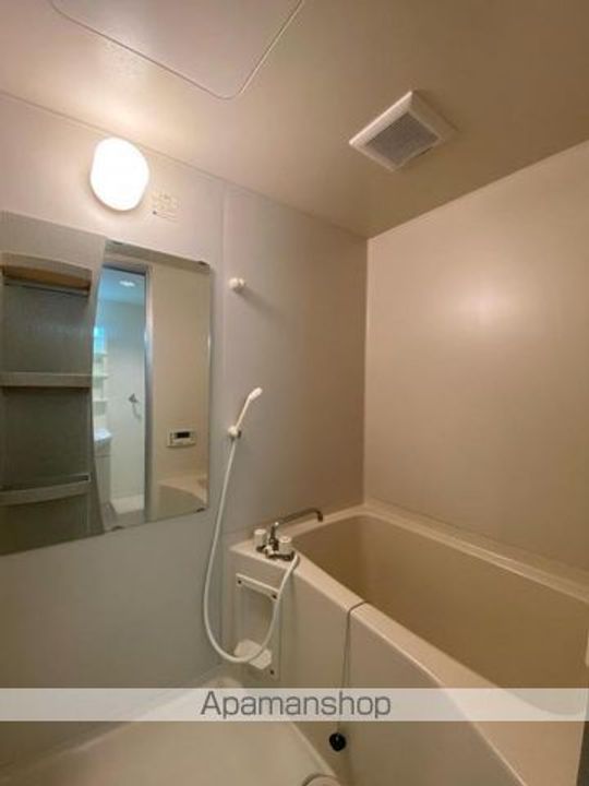 香川県高松市築地町の賃貸マンション401の風呂