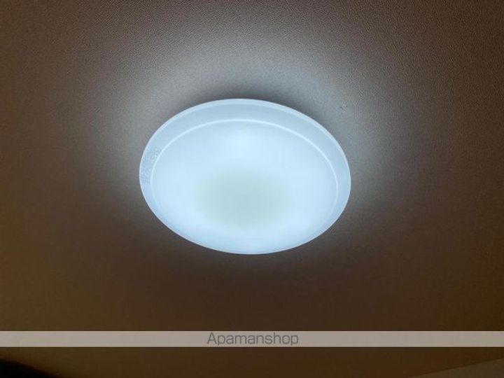 香川県高松市東山崎町の賃貸マンションの内装