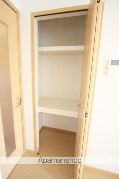 香川県高松市屋島東町の賃貸アパートの内装