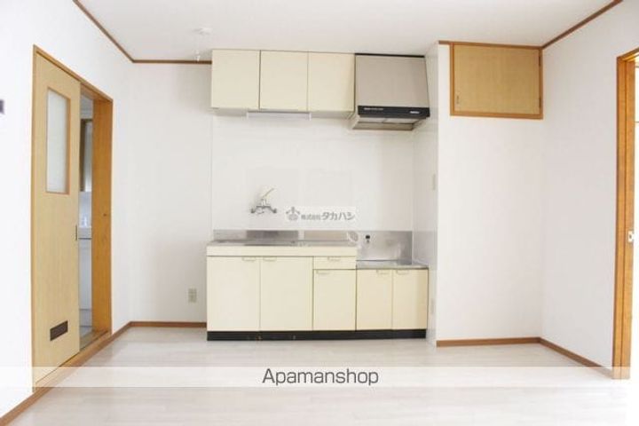 メゾンさとう102の居間