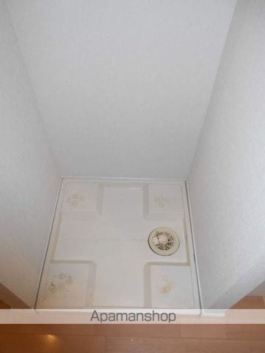 東京都中野区本町6丁目の賃貸マンションの内装