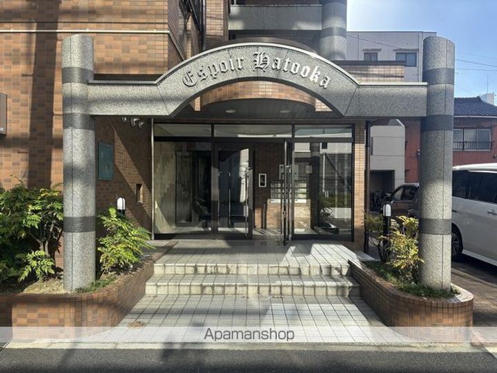 エスポワール鳩岡の外観