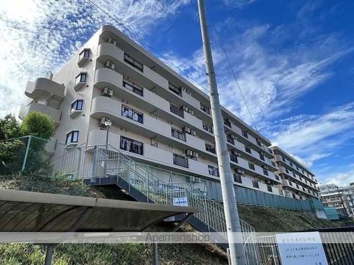 アーバンパーク三ツ池公園Eの外観